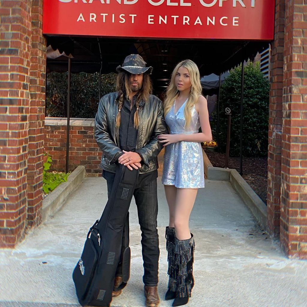 Billy Ray Cyrus und Firerose
