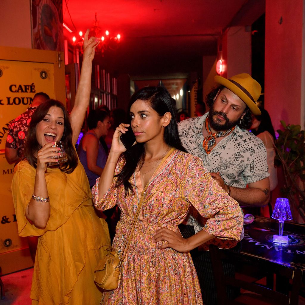 Birthe Wolter, Collien Ulmen-Fernandes und Manuel Cortez in "Das Traumschiff"