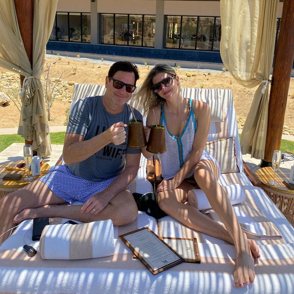 Bob Saget und Kelly Rizzo im Mai 2021 in Mexiko