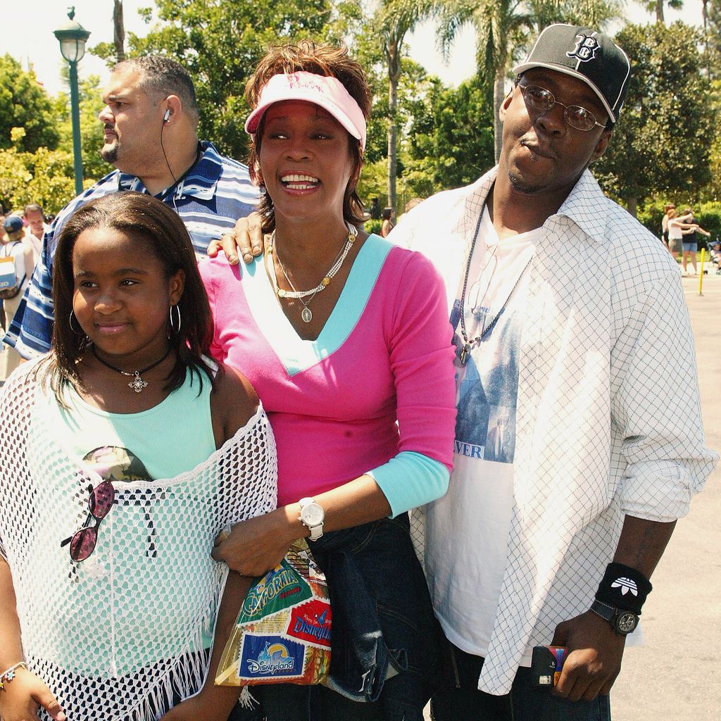 Bobbi Kristina, Whitney Houston und Bobby Brown im August 2004 in Anaheim