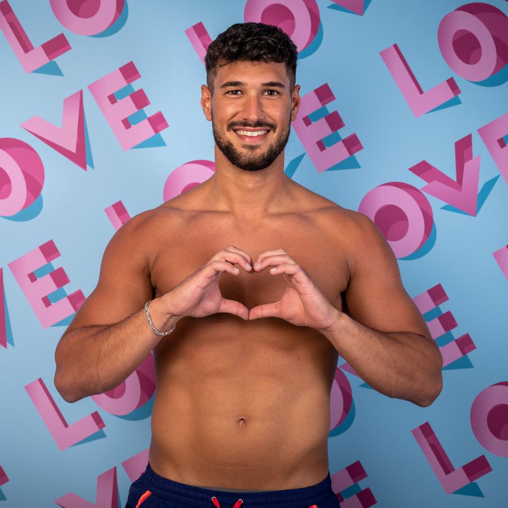 Bocc, "Love Island"-Kandidat