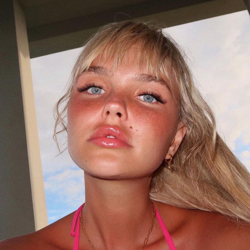 Bonnie Strange, Model