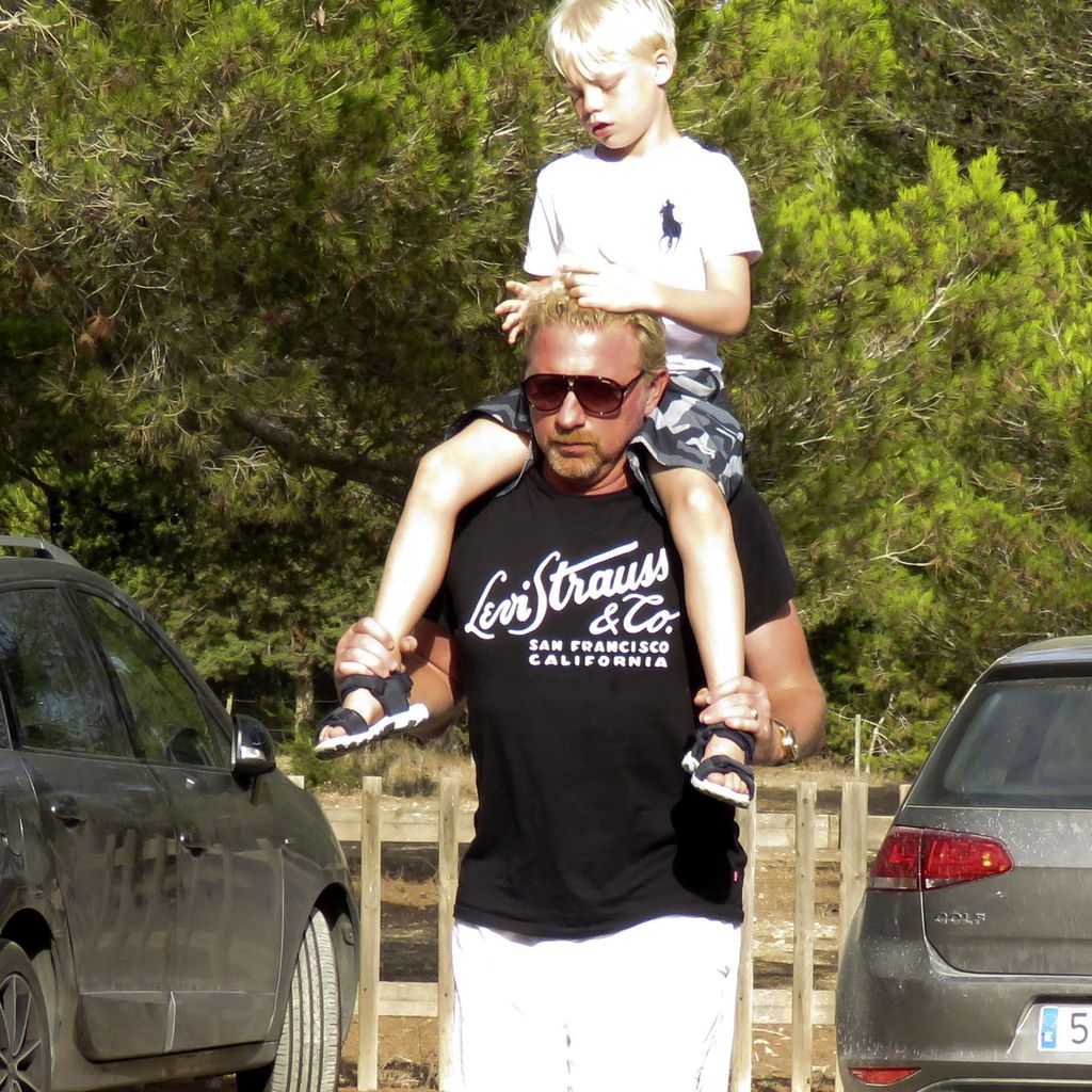 Boris Becker und sein Sohn Amadeus im Urlaub auf Ibiza