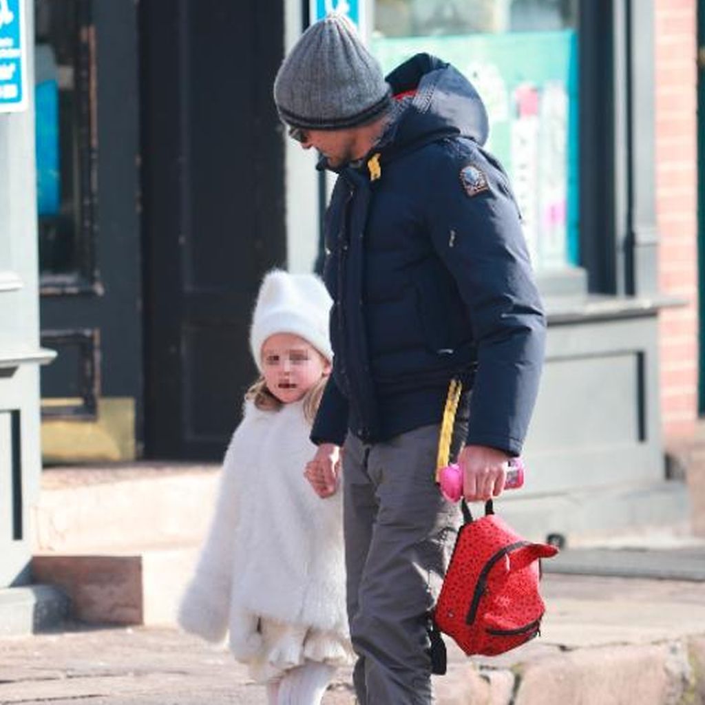 Bradley Cooper mit seiner Tochter Lea, Januar 2023