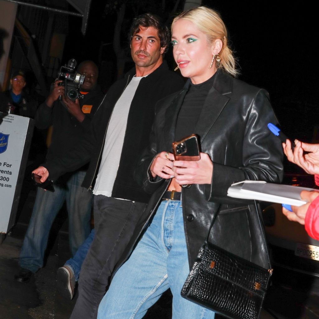 Brandon Davis und Ashley Benson, April 2023