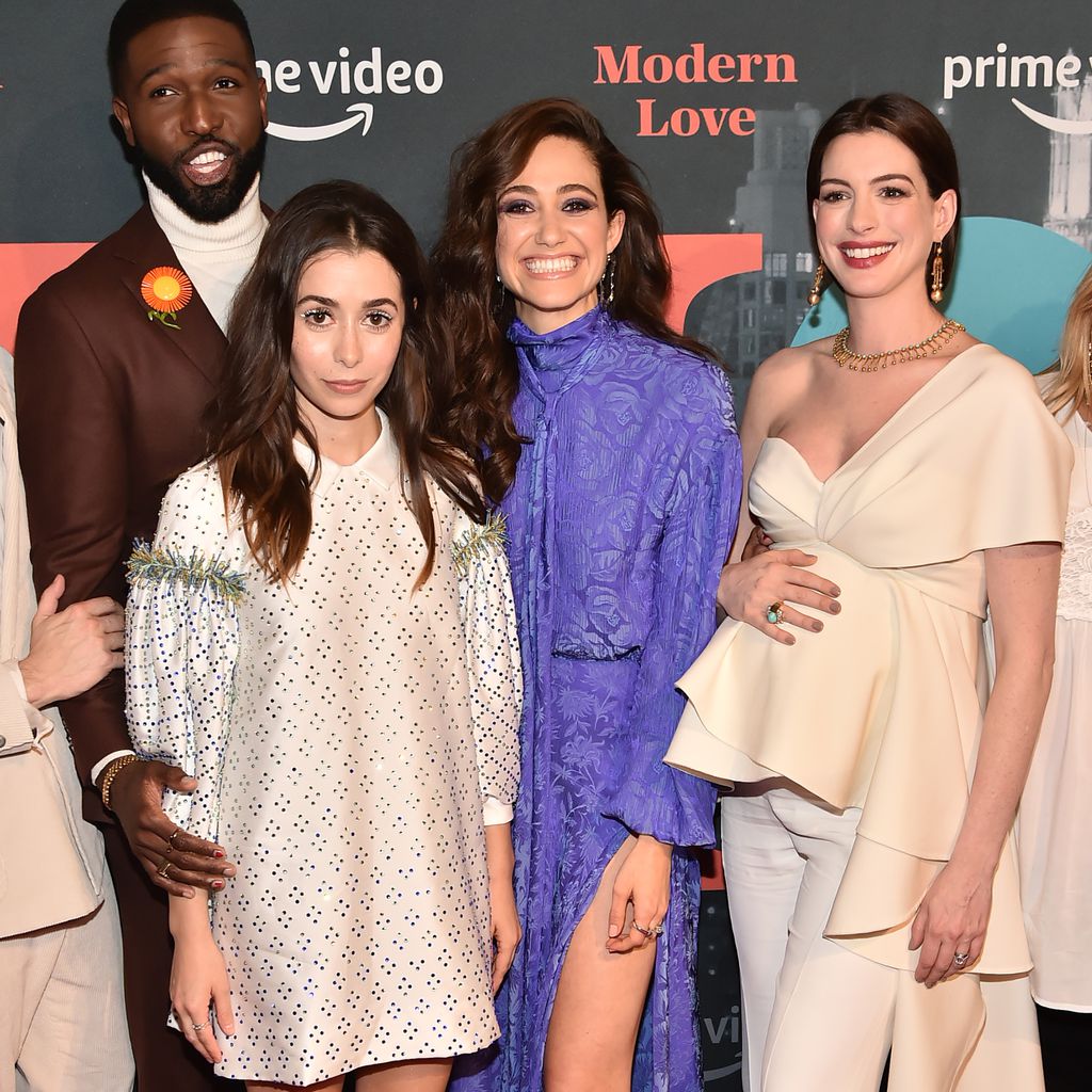 Brandon Kyle Goodman, Cristin Milioti, Emmy Rossum und Anne Hathaway, der Cast von "Modern Love"