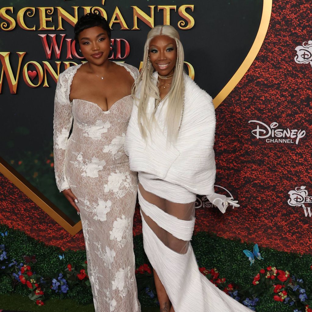 Brandy Norwood und Sy’Rai bei der Premiere von Disneys "Descendants: Wicked Wonderland"