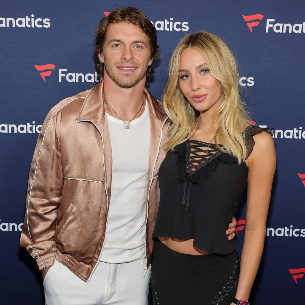 Braxton Berrios und Alix Earle, Februar 2024