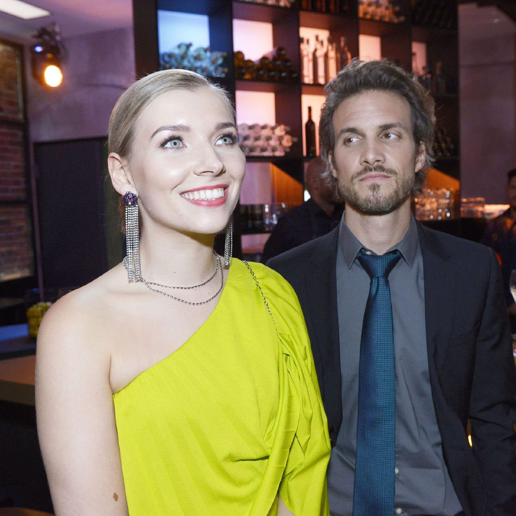 Brenda (Annabella Zetsch) und Felix (Thaddäus Meilinger) bei GZSZ