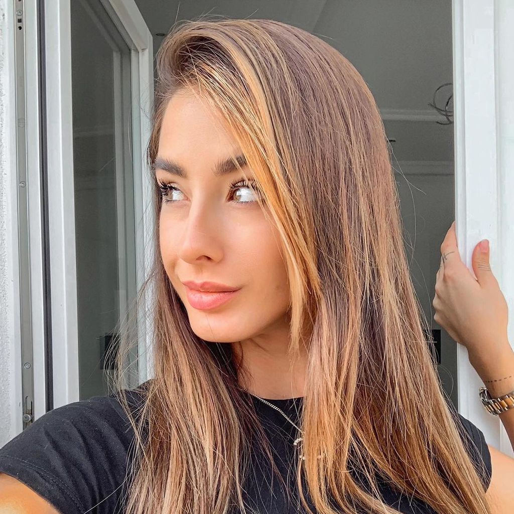 Brenda Patea, Model