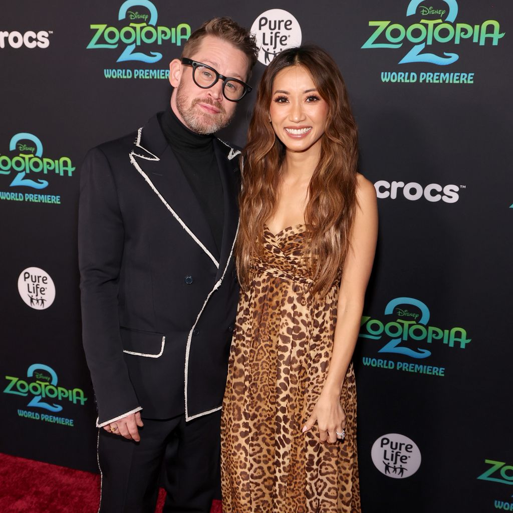 Brenda Song und Macaulay Culkin bei der Weltpremiere von "Zootopia 2" im El Capitan Theatre in Los Angeles, November 2025