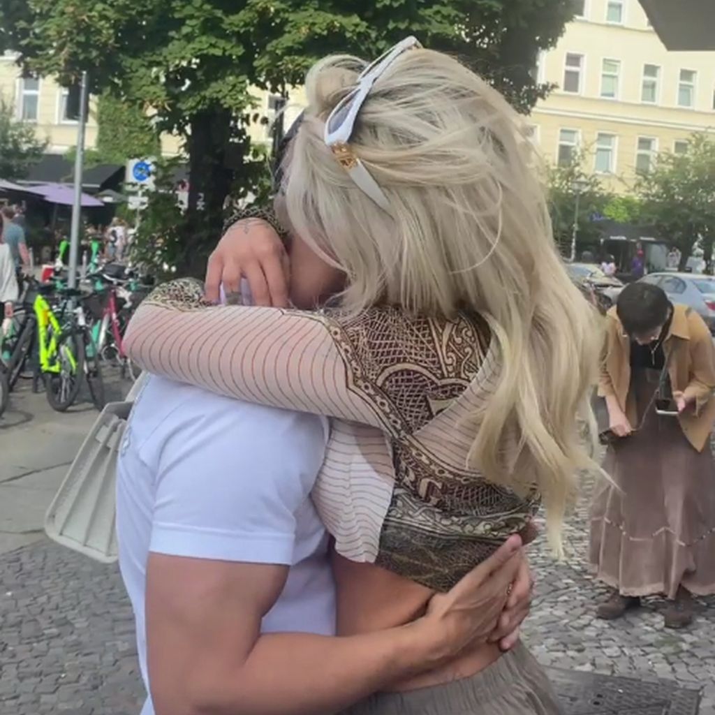Brett Oppenheim und Samantha Abdul im September 2022
