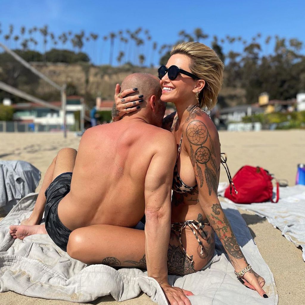 Brett Oppenheim und Tina Louise im Mai 2021