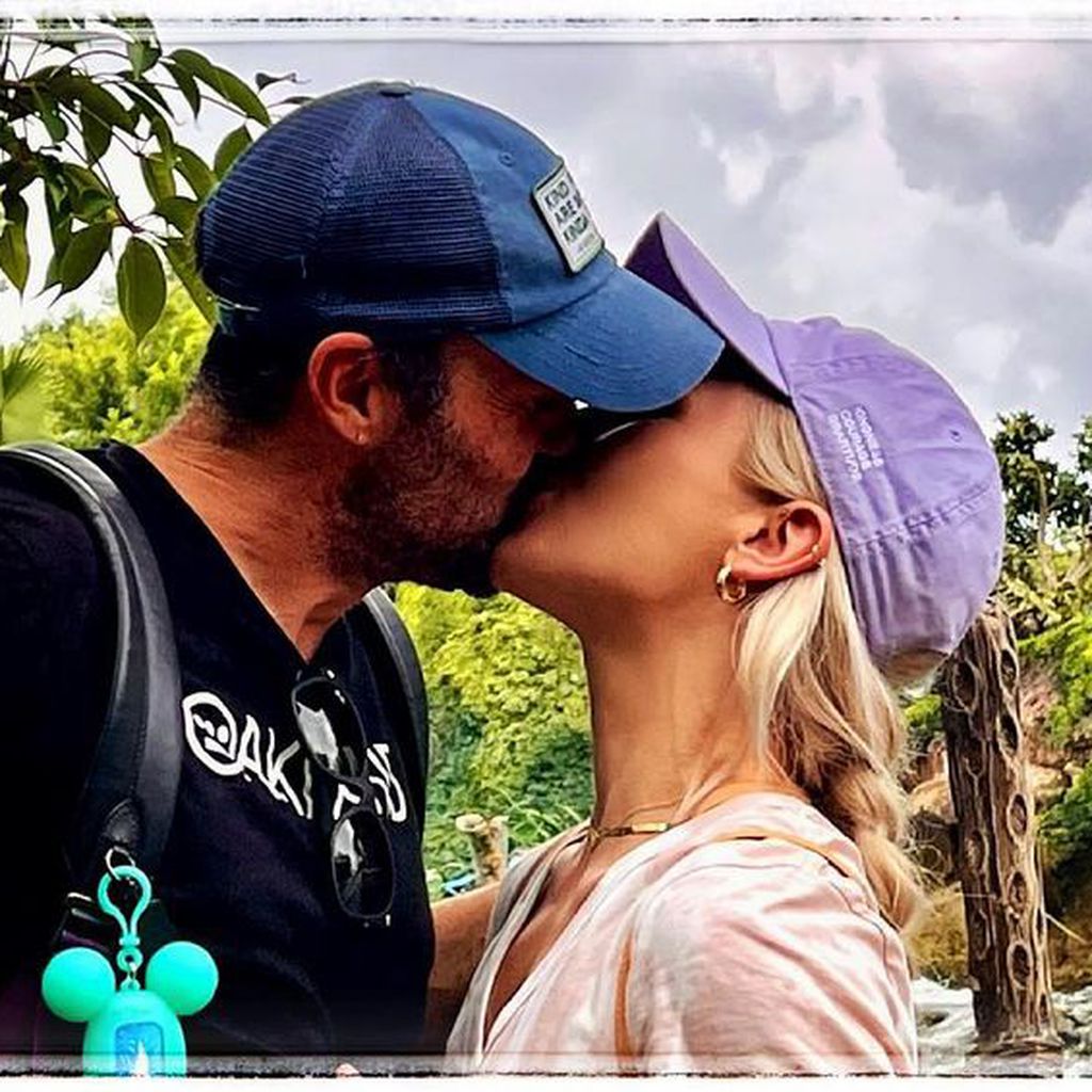 Brian Austin Green und Sharna Burgess im Juli 2021