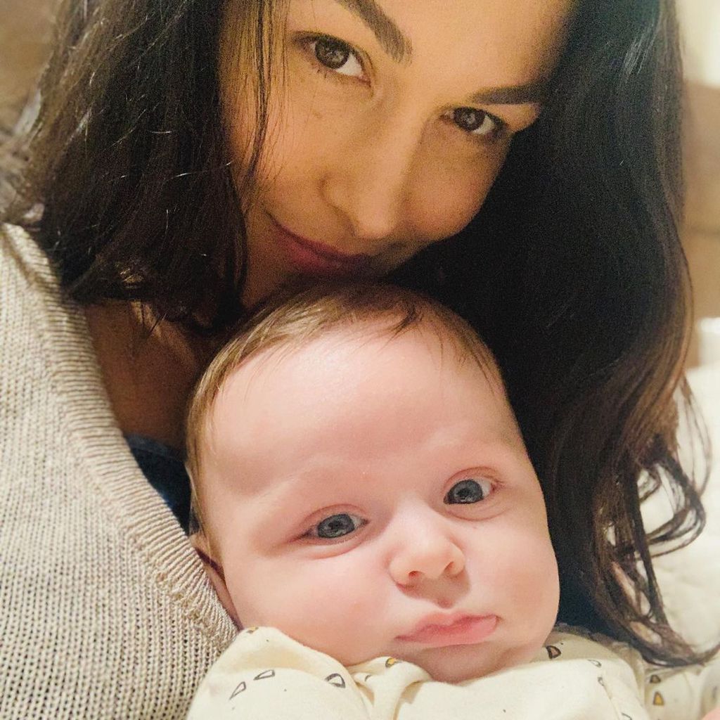 Brie Bella mit ihrem Sohn im Oktober 2020