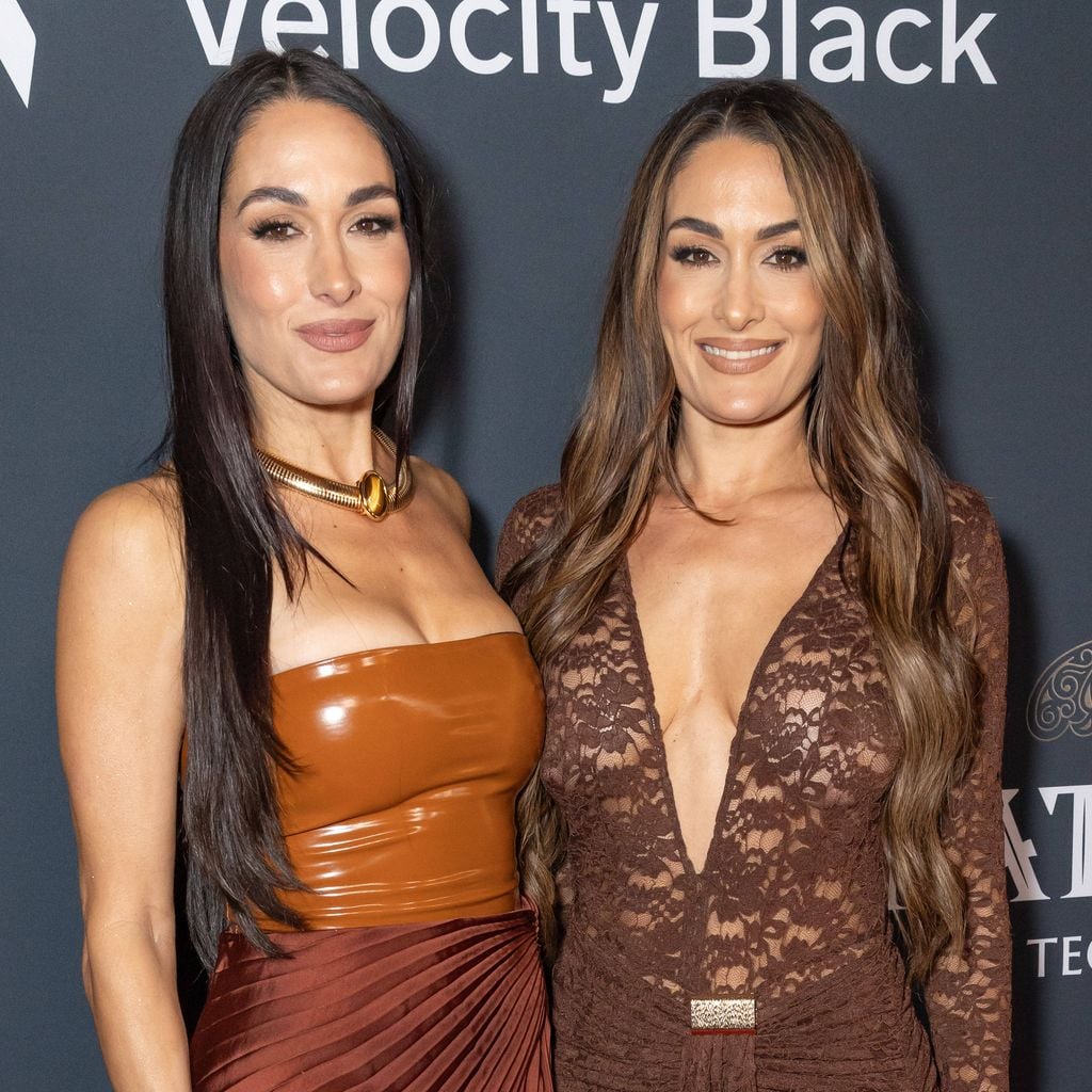 Die Bella-Twins bei der Sports Illustrated Super Bowl Party in Daly City, 7. Februar 2026