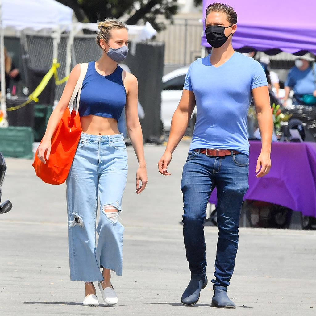 Brie Larson und ihr Freund Elijah Allan-Blitz in Malibu im Mai 2020