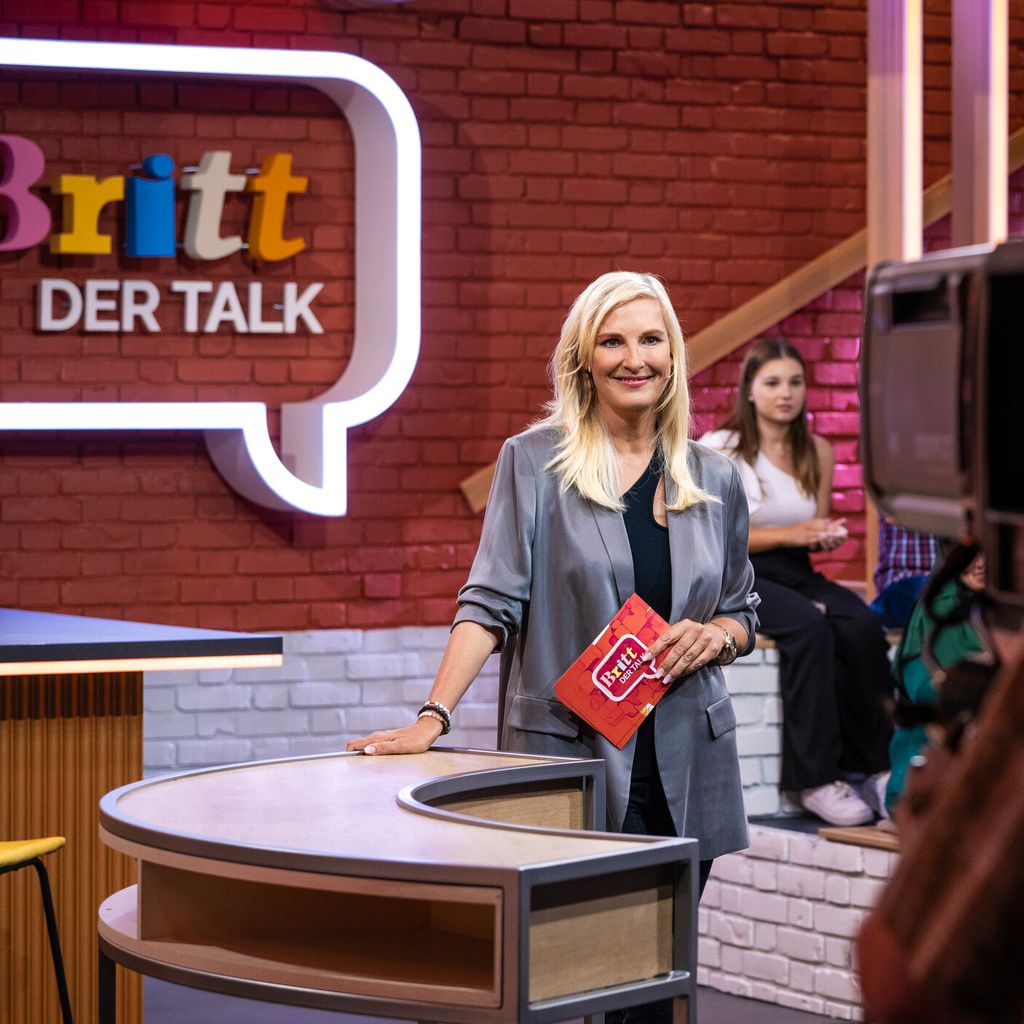Britt Hagedorn in ihrer neuen Talkshow