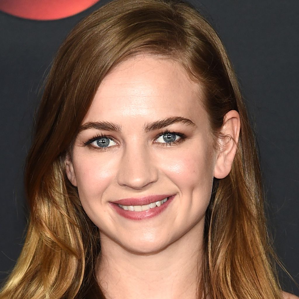 Britt Robertson