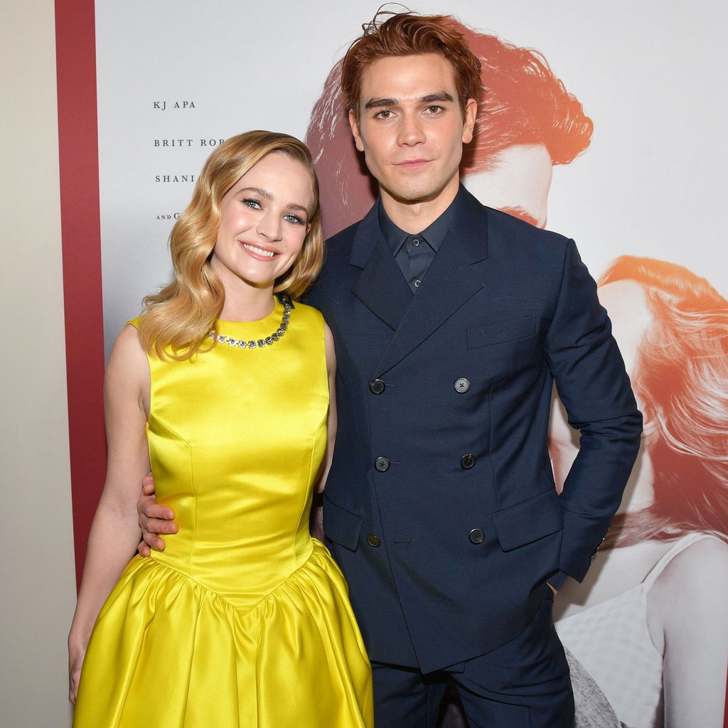 Britt Robertson und KJ Apa bei der "I Still Believe"-Premiere in Hollywood im März 2020