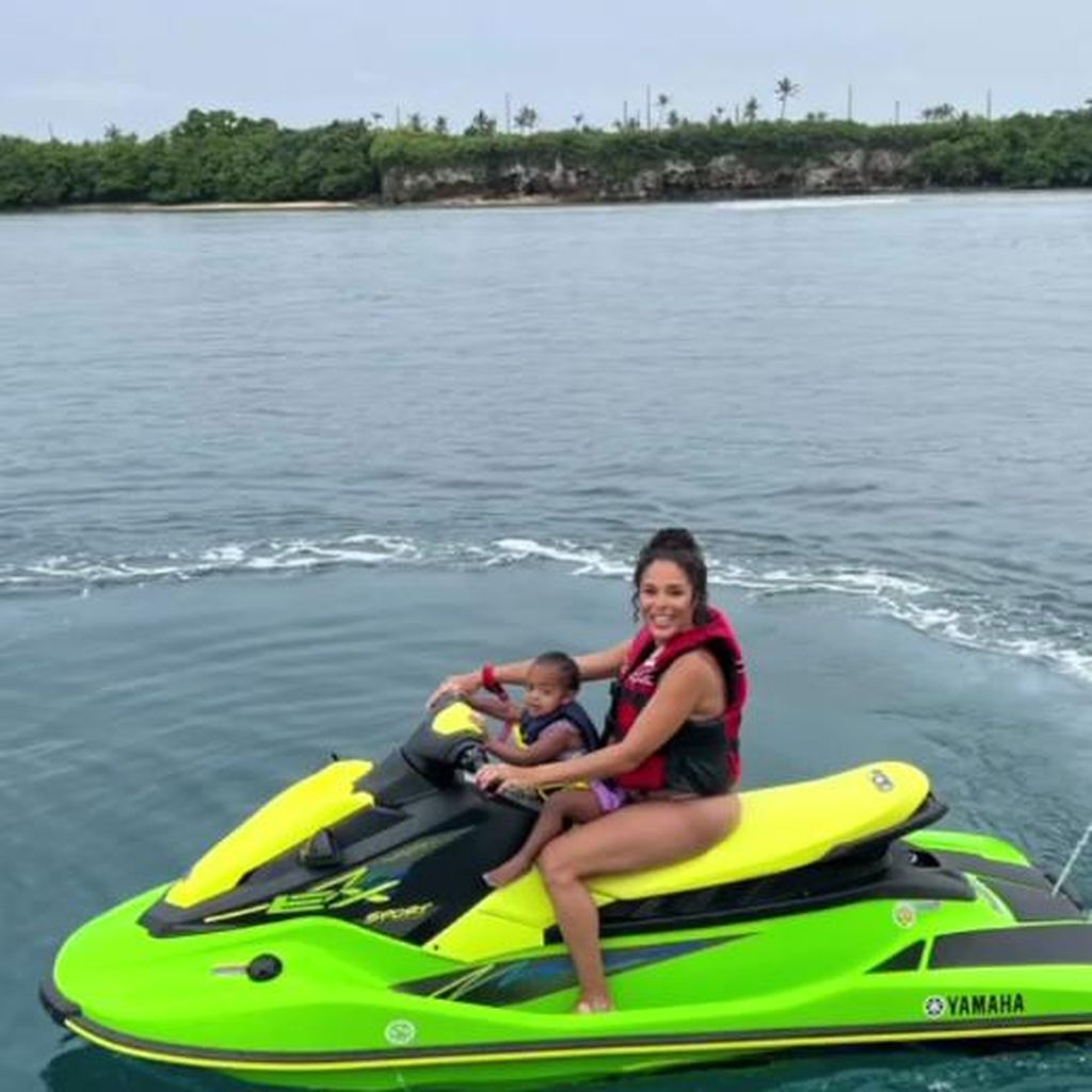 Brittany Bell und ihre Tochter Powerful Queen im August 2022