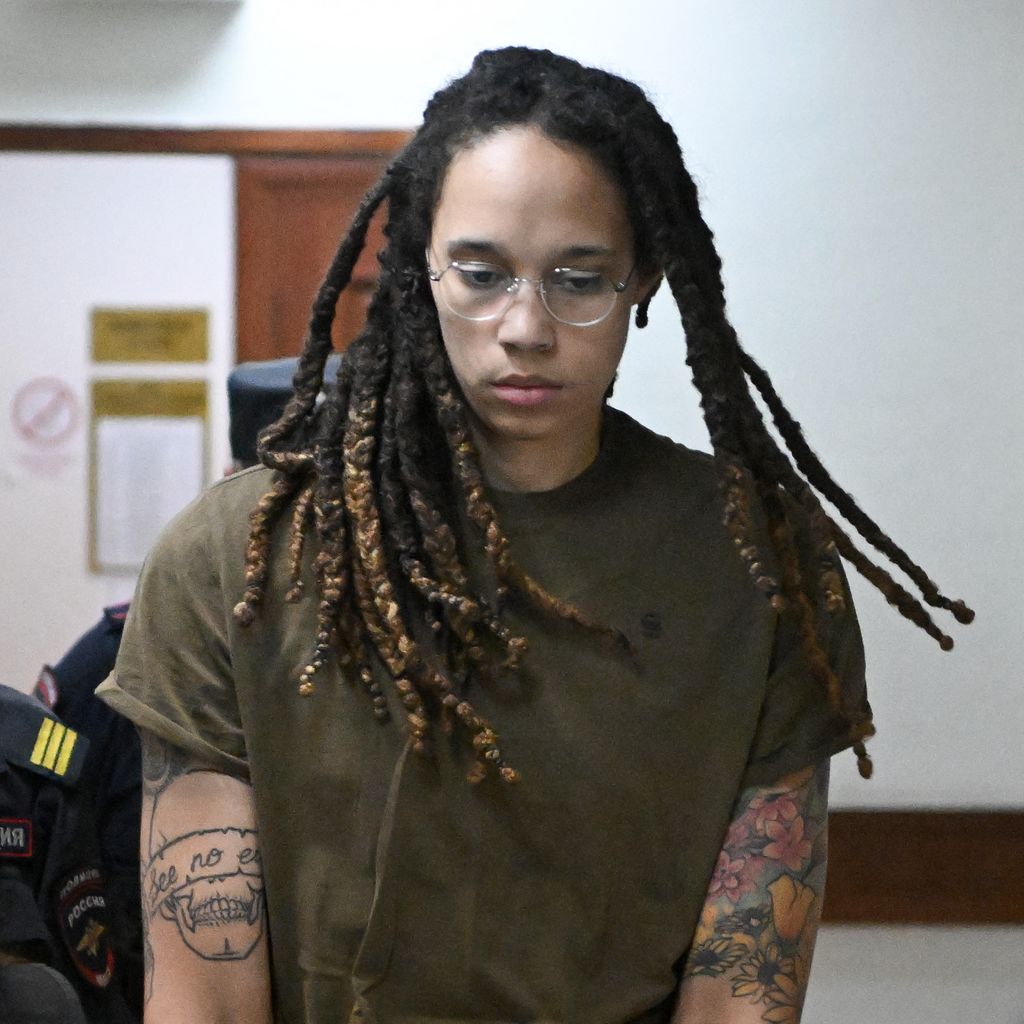 Brittney Griner wird abgeführt
