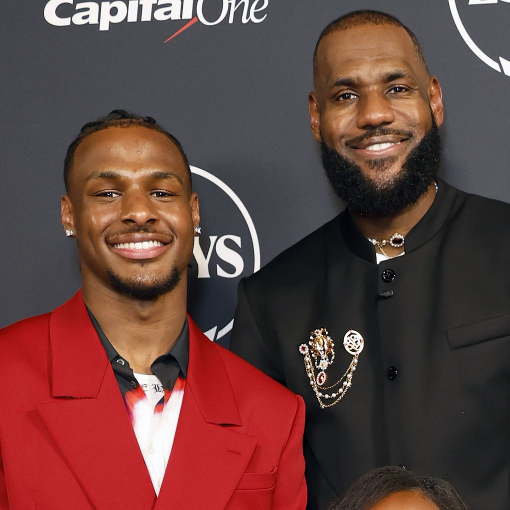 Bronny und LeBron James im Juli 2023