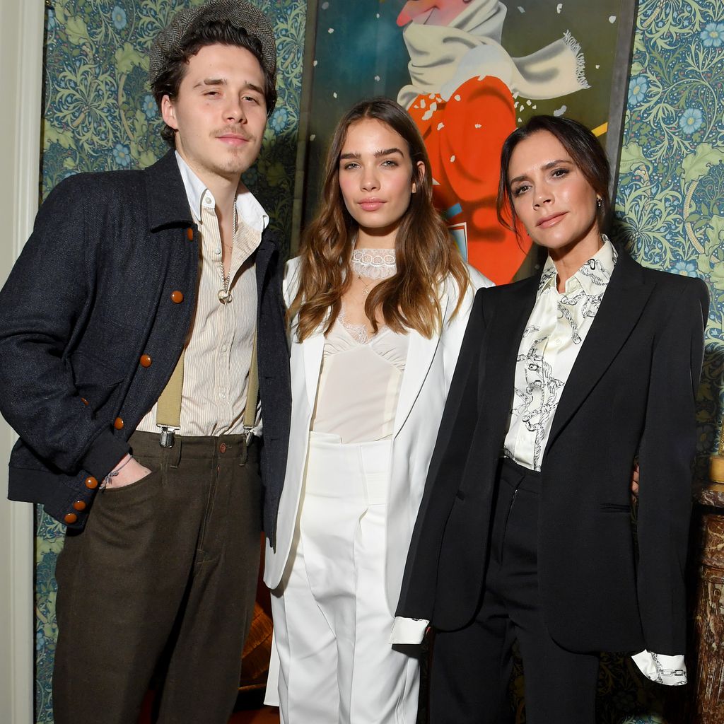 Brooklyn Beckham, Hana Cross und Victoria Beckham auf der London Fashion Week