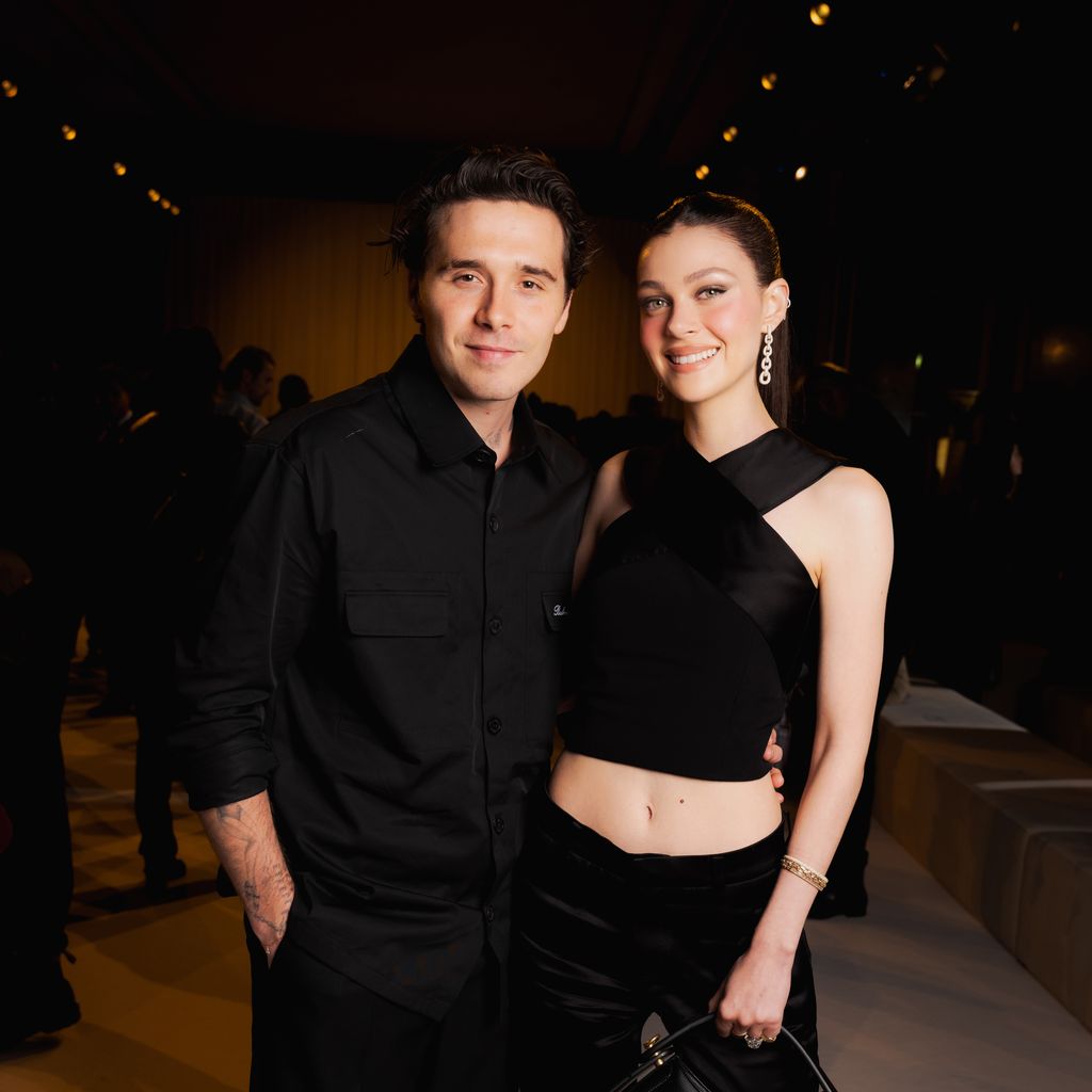 Brooklyn Peltz-Beckham und Nicola Peltz-Beckham im September 2024 in Paris