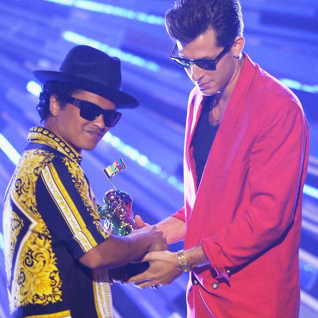 Bruno Mars und Mark Ronson bei den MTV Video Music Awards