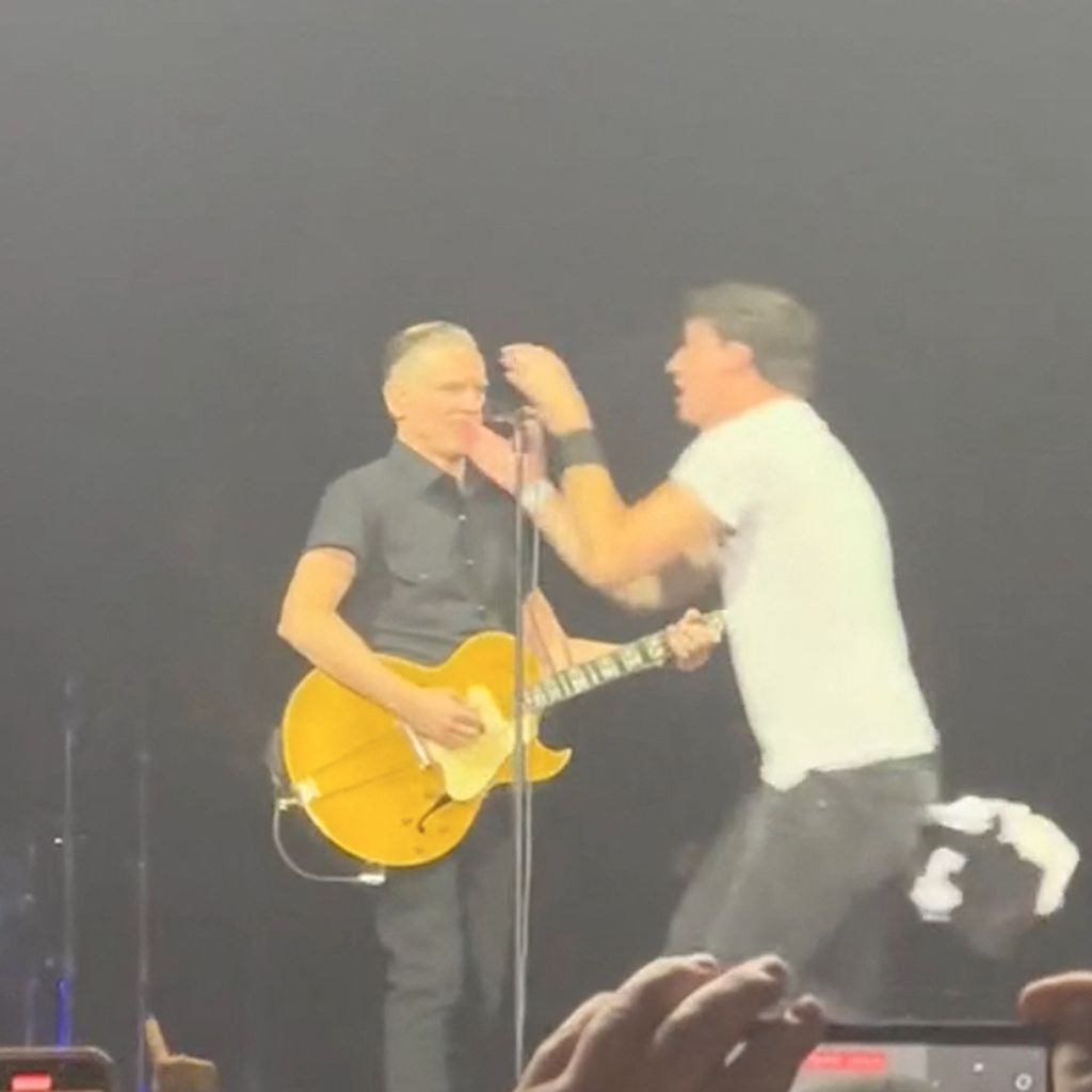Bryan Adams und ein Fan, Juli 2023