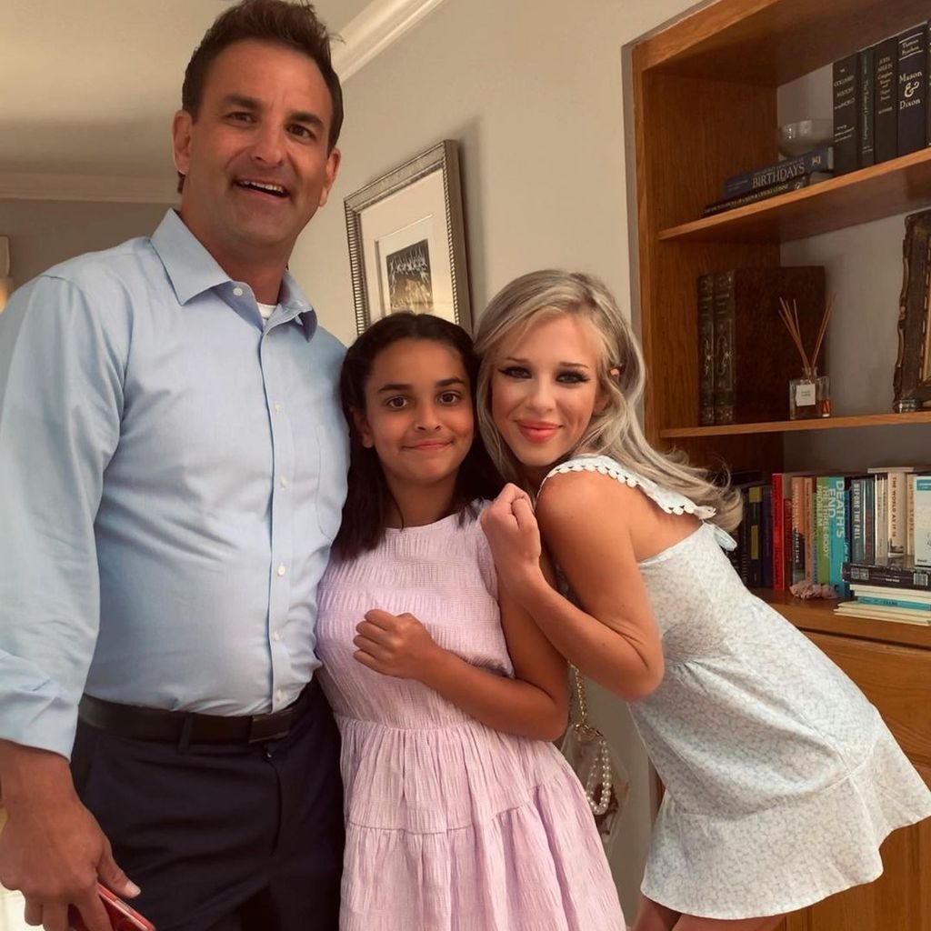 Bryan Spears mit seiner Tochter Sophia Alexandra und seiner Freundin Amber Lynn Conklin (rechts)