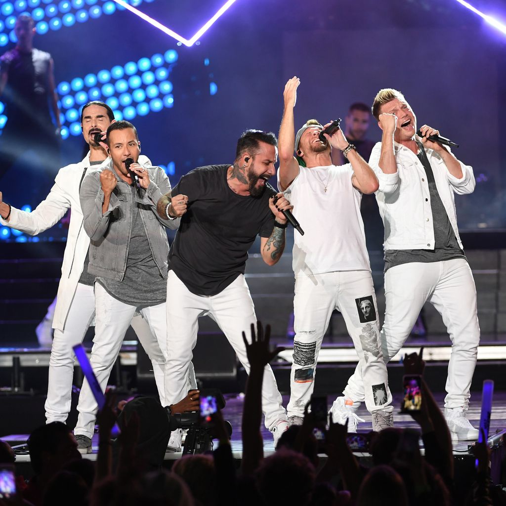 Die Backstreet Boys: Brian Littrell, Kevin Richardson, Nick Carter, A.J. McLean and Howie Dorough (v