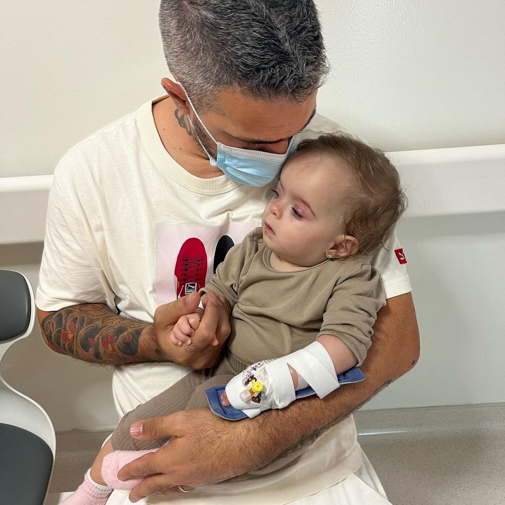 Bushido und seine Tochter Amaya im Krankenhaus, 01. November 2022