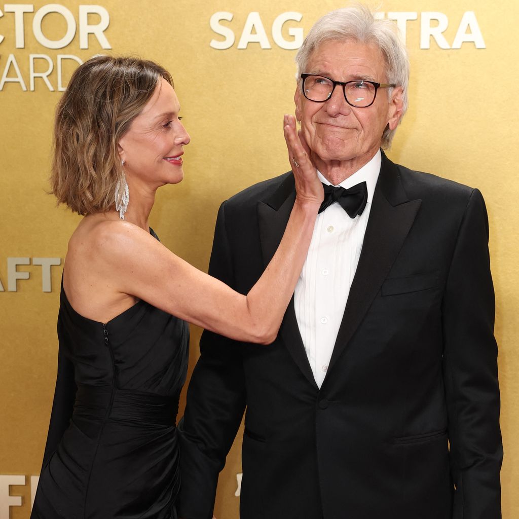Calista Flockhart und Harrison Ford bei den 32nd Annual Actor Awards im Shrine Auditorium in Los Angeles