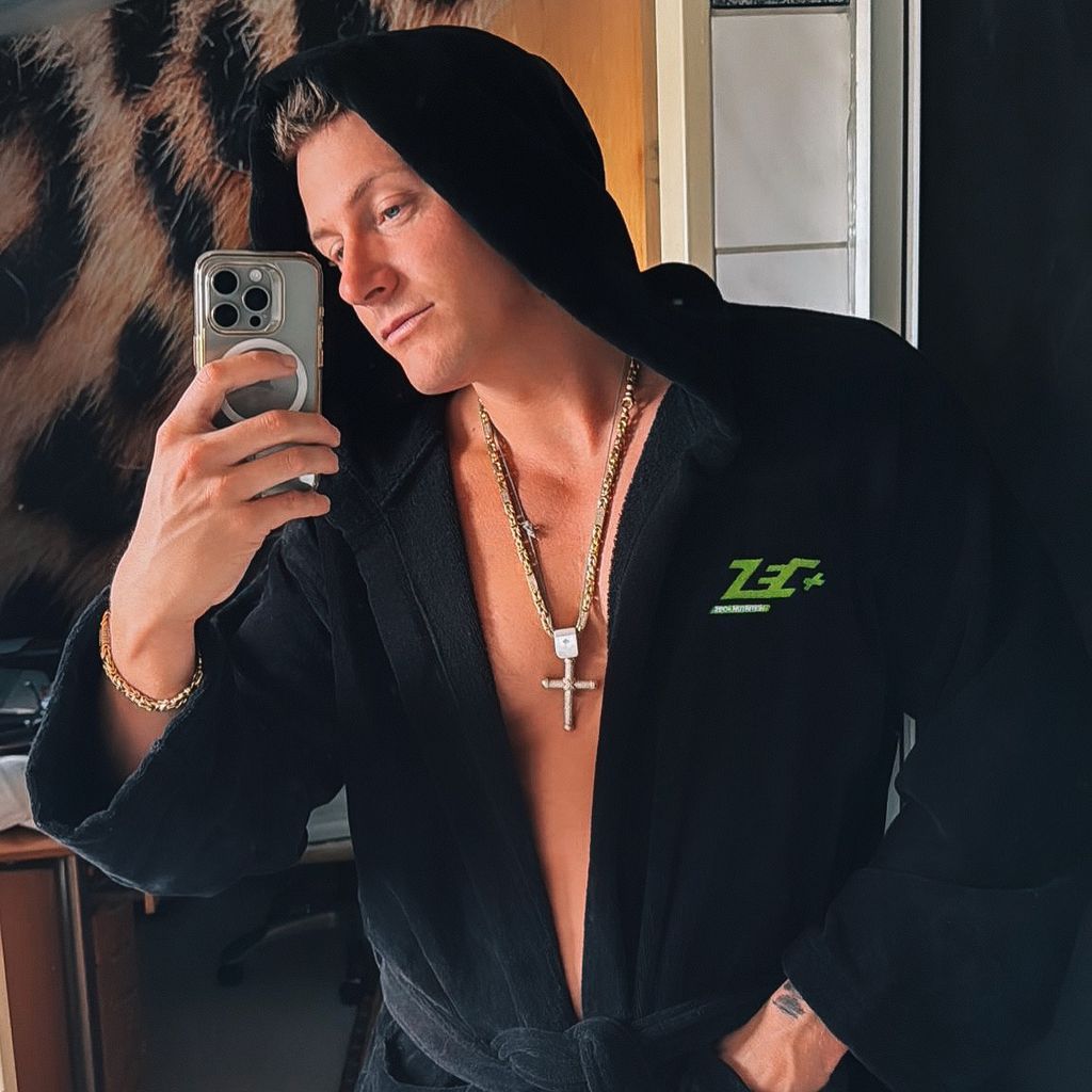 Calvin Kleinen im April 2024