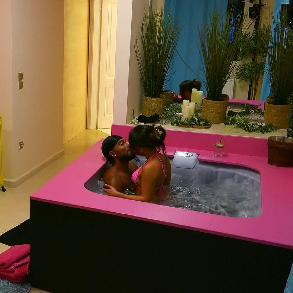 Calvin Ogara und Aurelia Lamprecht in "Match My Ex"