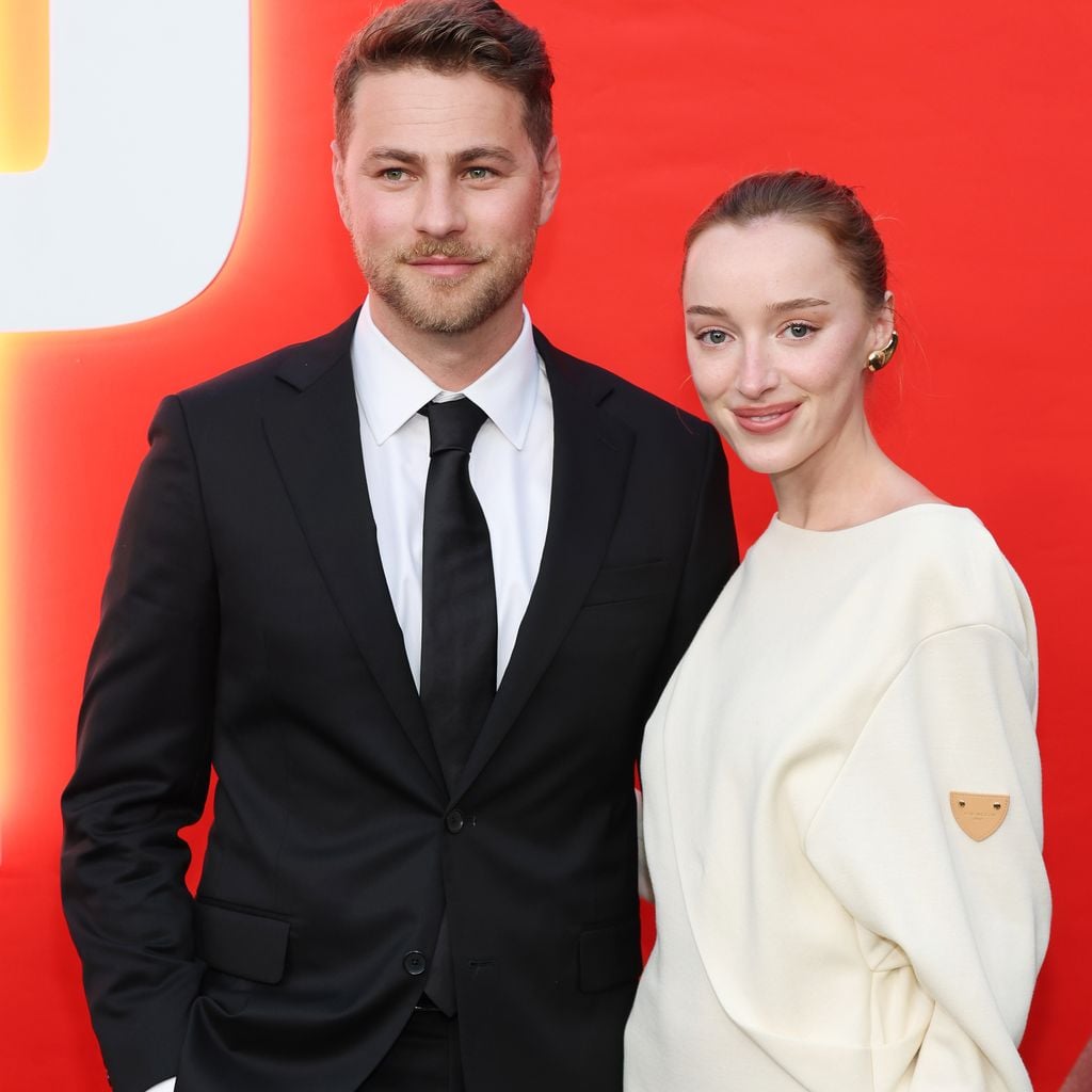 Cameron Fuller und Phoebe Dynevor bei der Premiere von Universals "Drop" im TCL Chinese Theatre in Hollywood, 8. April 2025