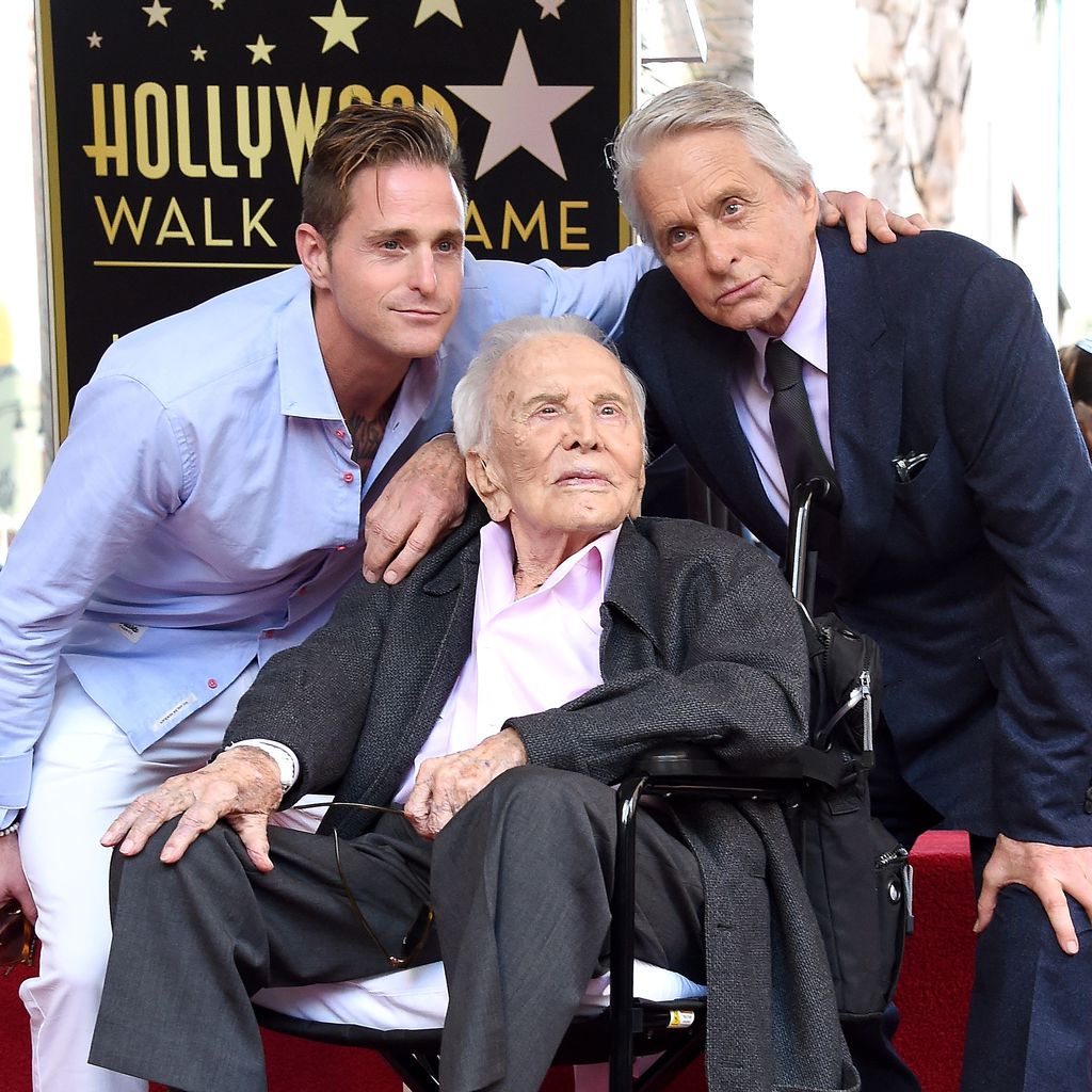 Cameron, Kirk und Michael Douglas in Hollywood, November 2018