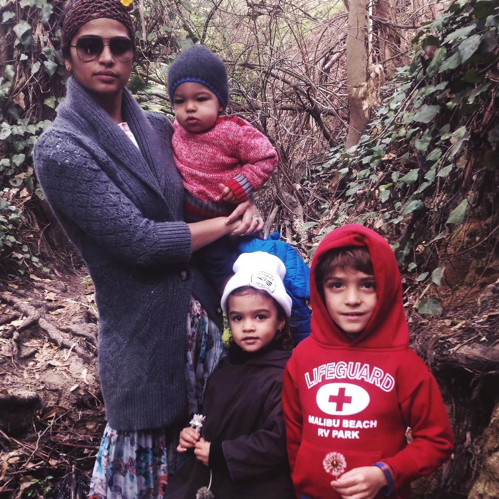 Camila Alves mit ihren Kindern in ihrer Zeit in L.A.