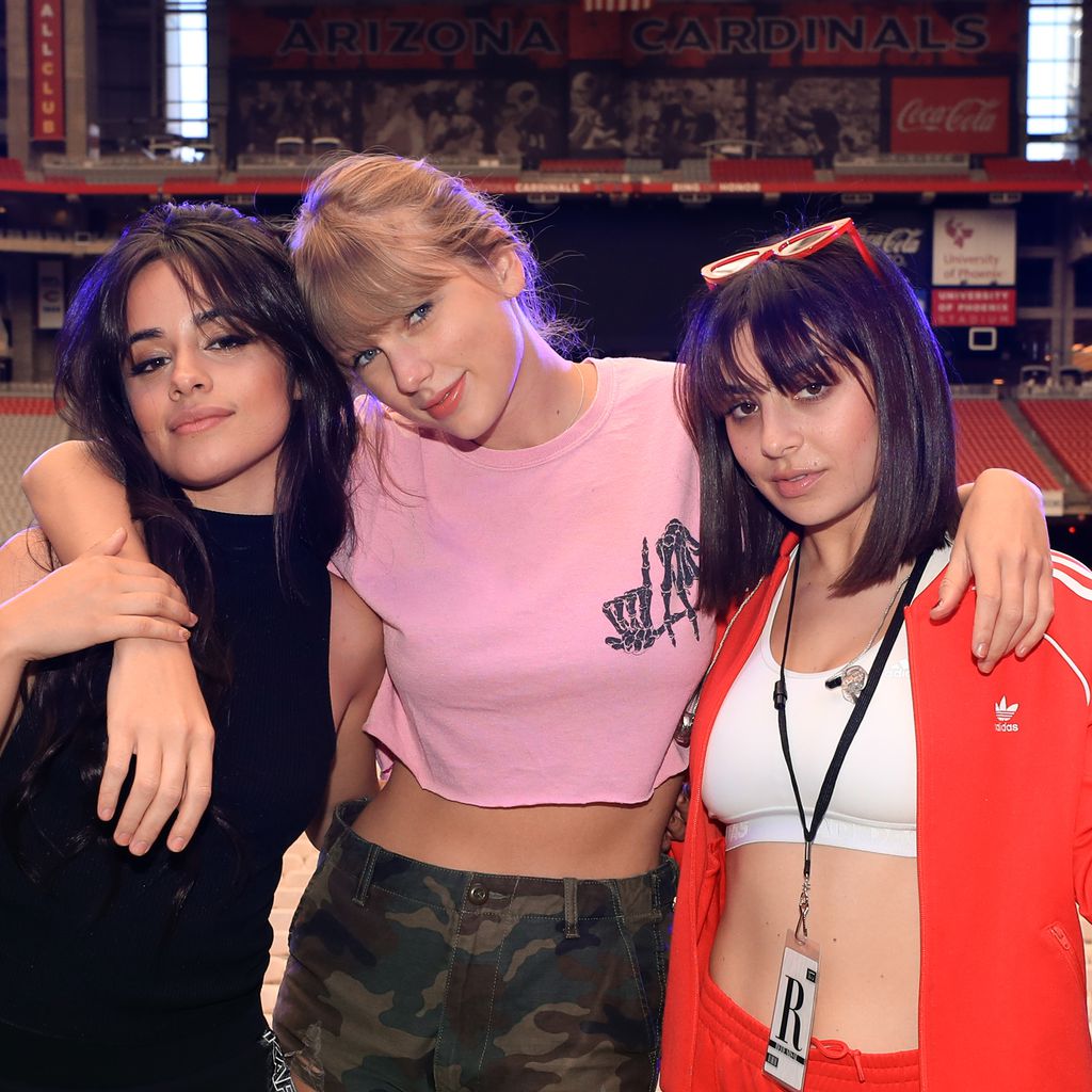 Camila Cabello, Taylor Swift und Charli XCX vor ihrem Konzert in Glendale