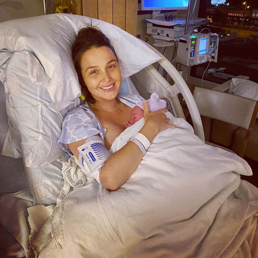 Camilla Luddington nach der Geburt ihres Sohnes Lucas, August 2020