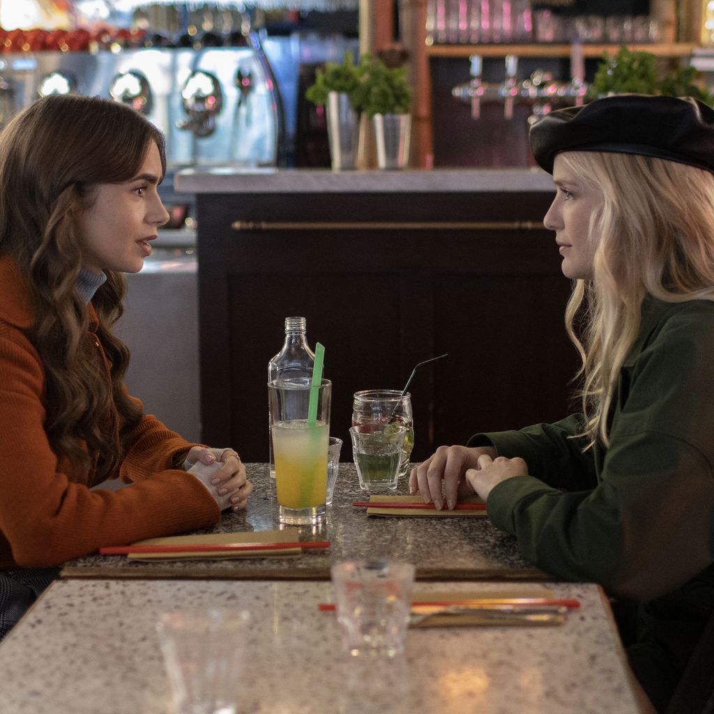 Camille und Emily in der Netflix-Serie "Emily in Paris"