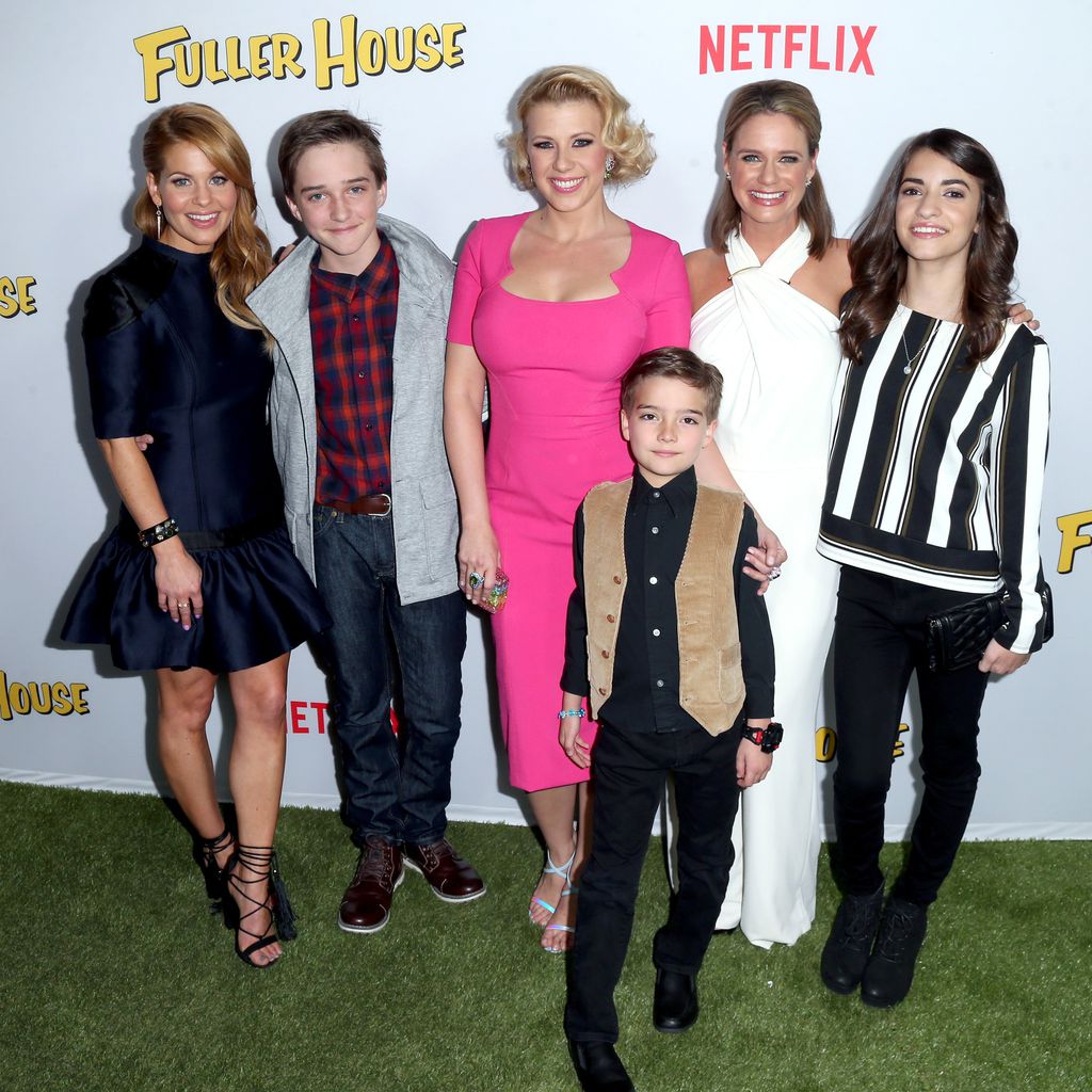 Candace Cameron-Bure, Michael Campion, Jodie Sweetin, Elias Harger, Andrea Barber und Soni Bringas