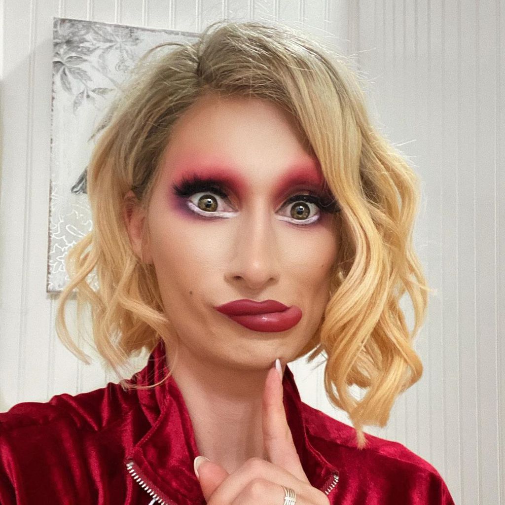 Candy Crash, Dragqueen