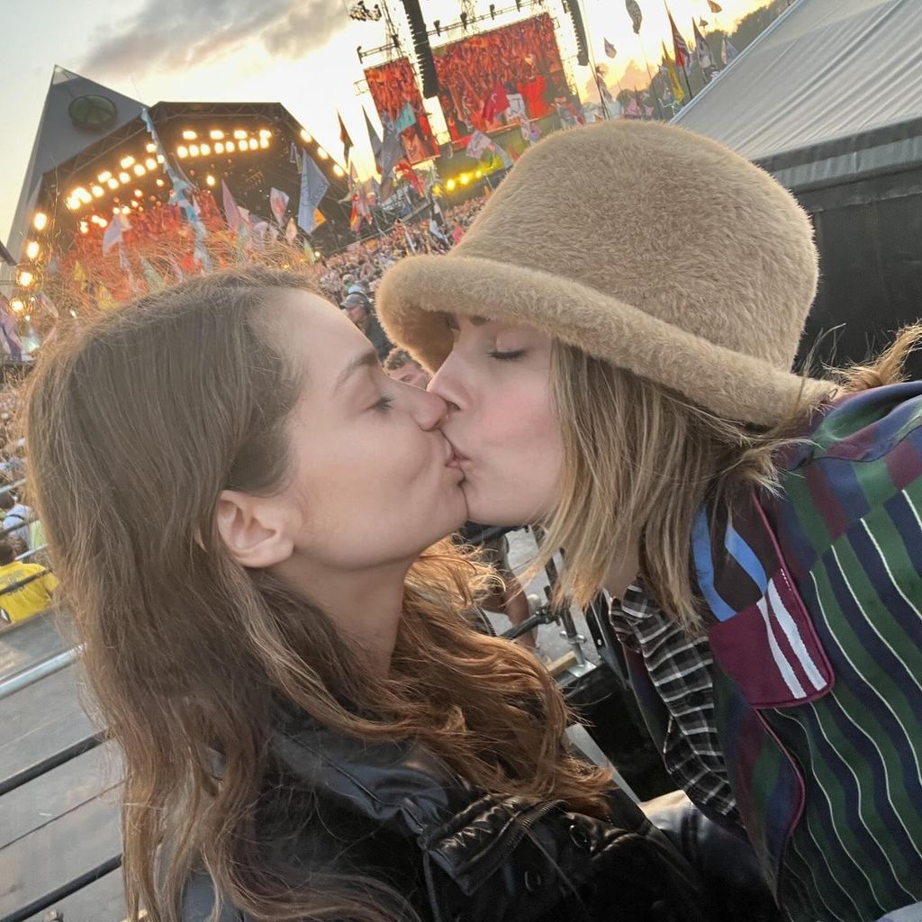 Cara Delevingne küsst ihre Freundin Minke