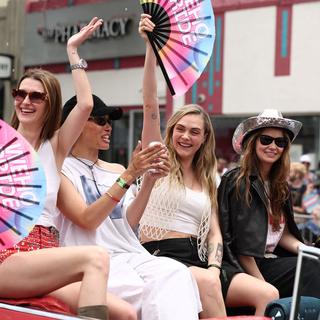 Cara Delevingne bei der WeHo Pride Parade 2025 in West Hollywood