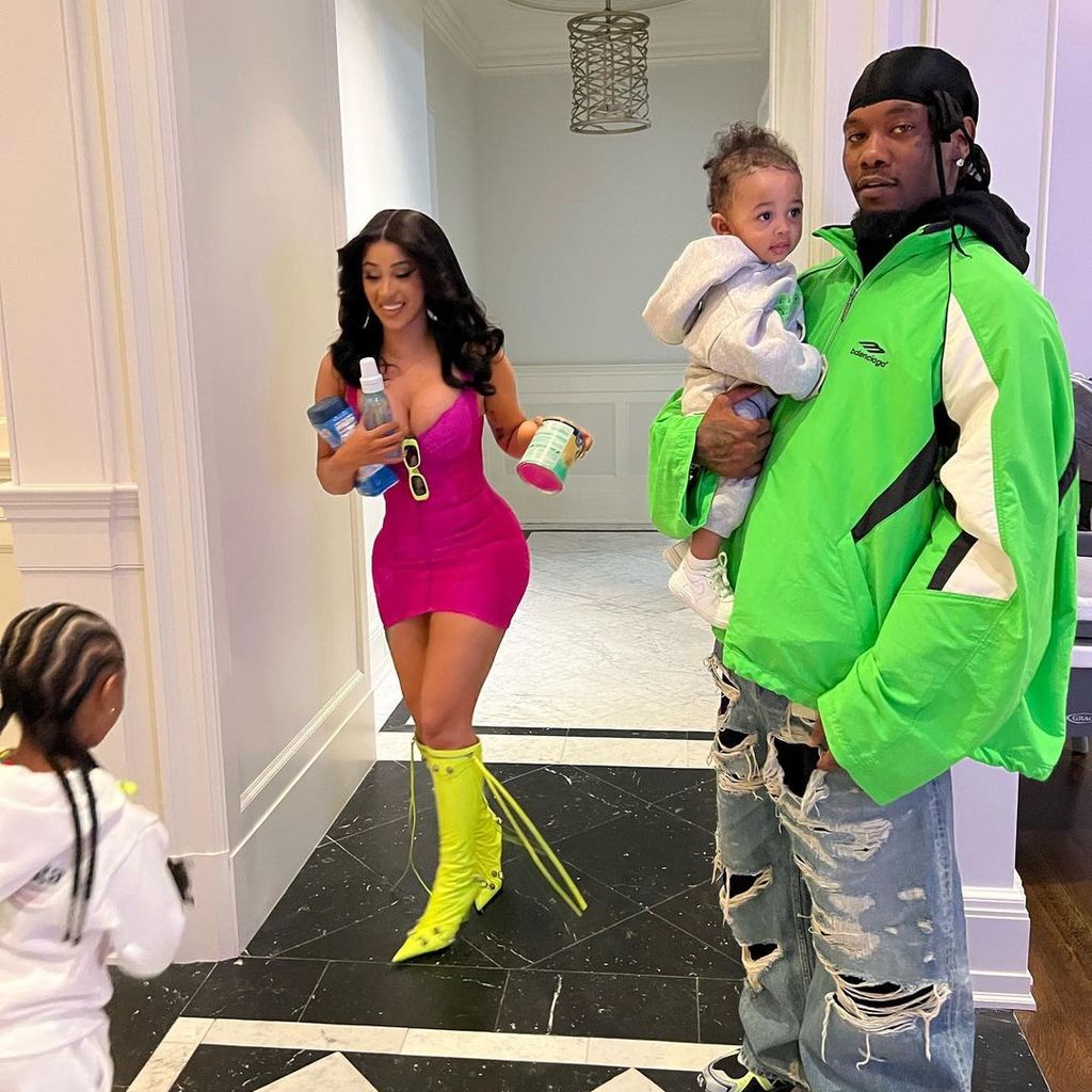 Cardi B und Offset mit ihren Kindern Kulture Kiari und Wave Set Cephus