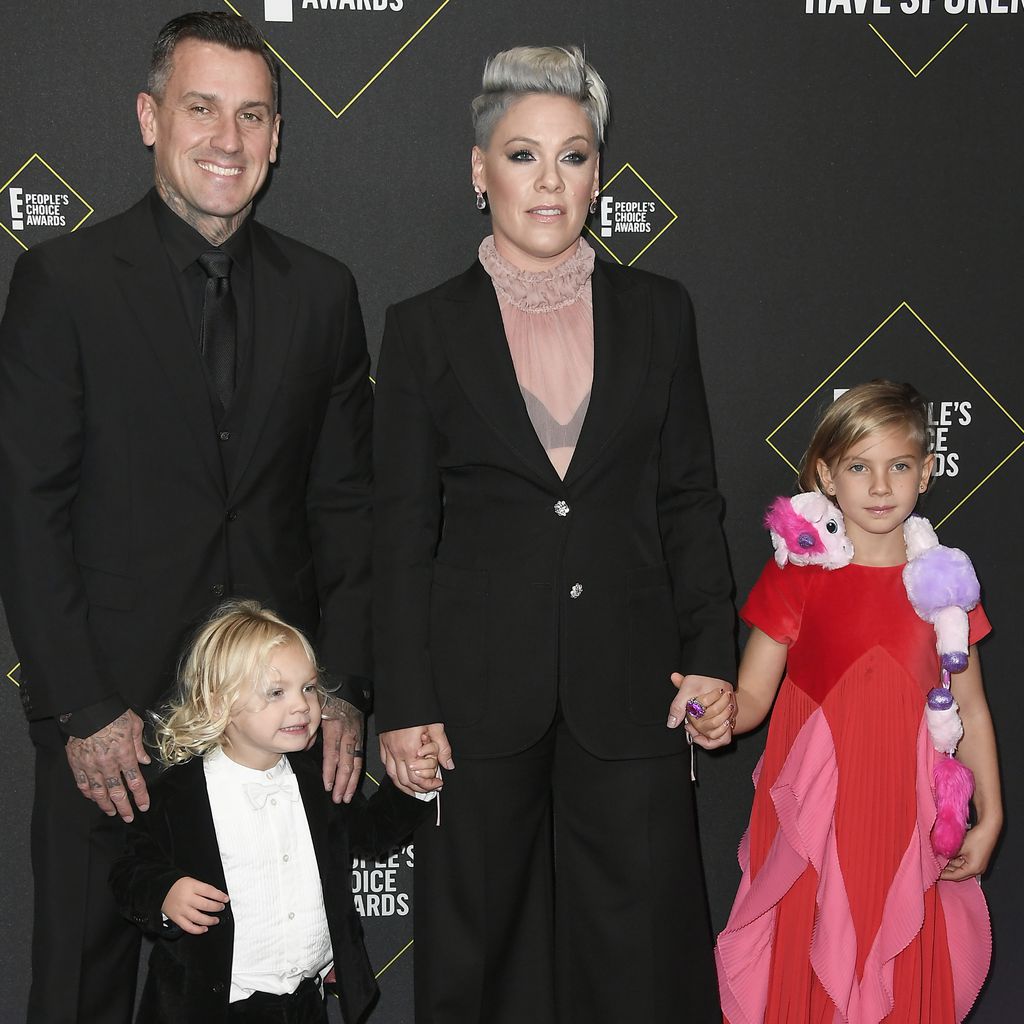 Carey Hart und Pink mit ihren Kindern, 2019