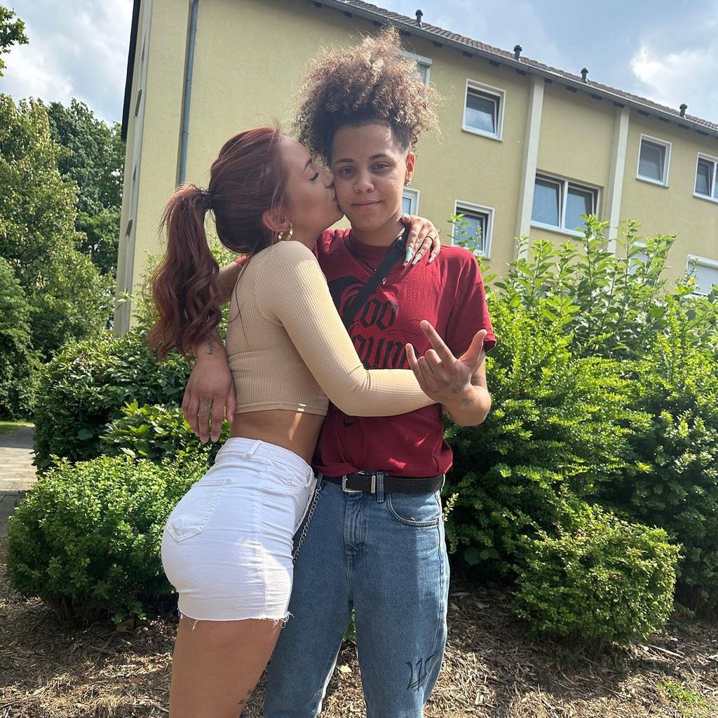 Carina mit ihrer neuen Partnerin Chika